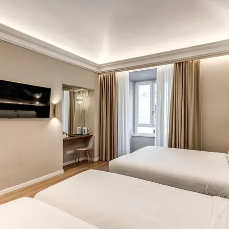 Lumi Hotel