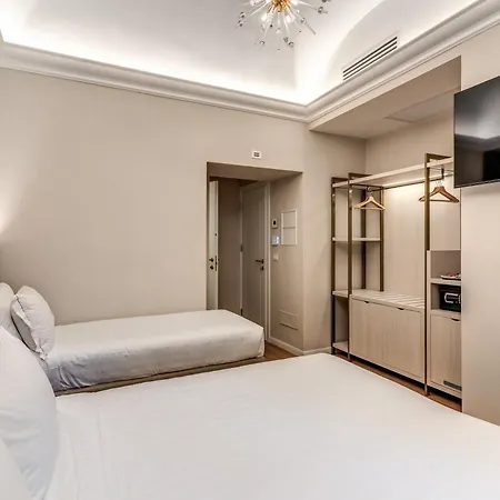 Lumi Hotel *