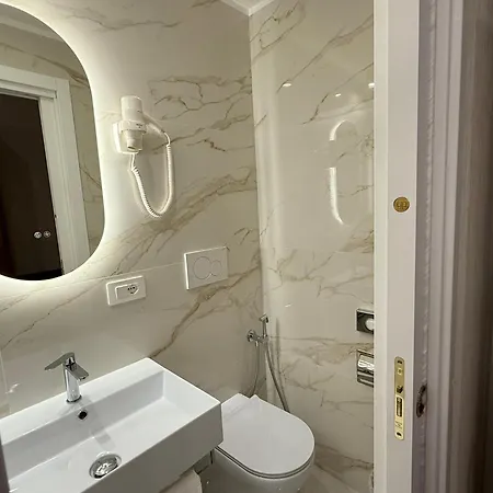 Hotel Lumi Rome